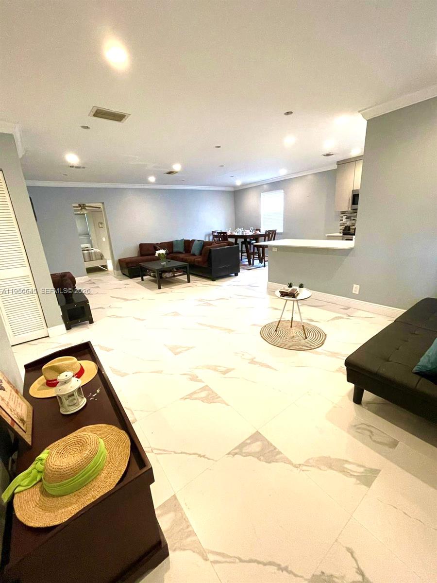 RO-LEN ACRES 1ST ADD - Residential Lease