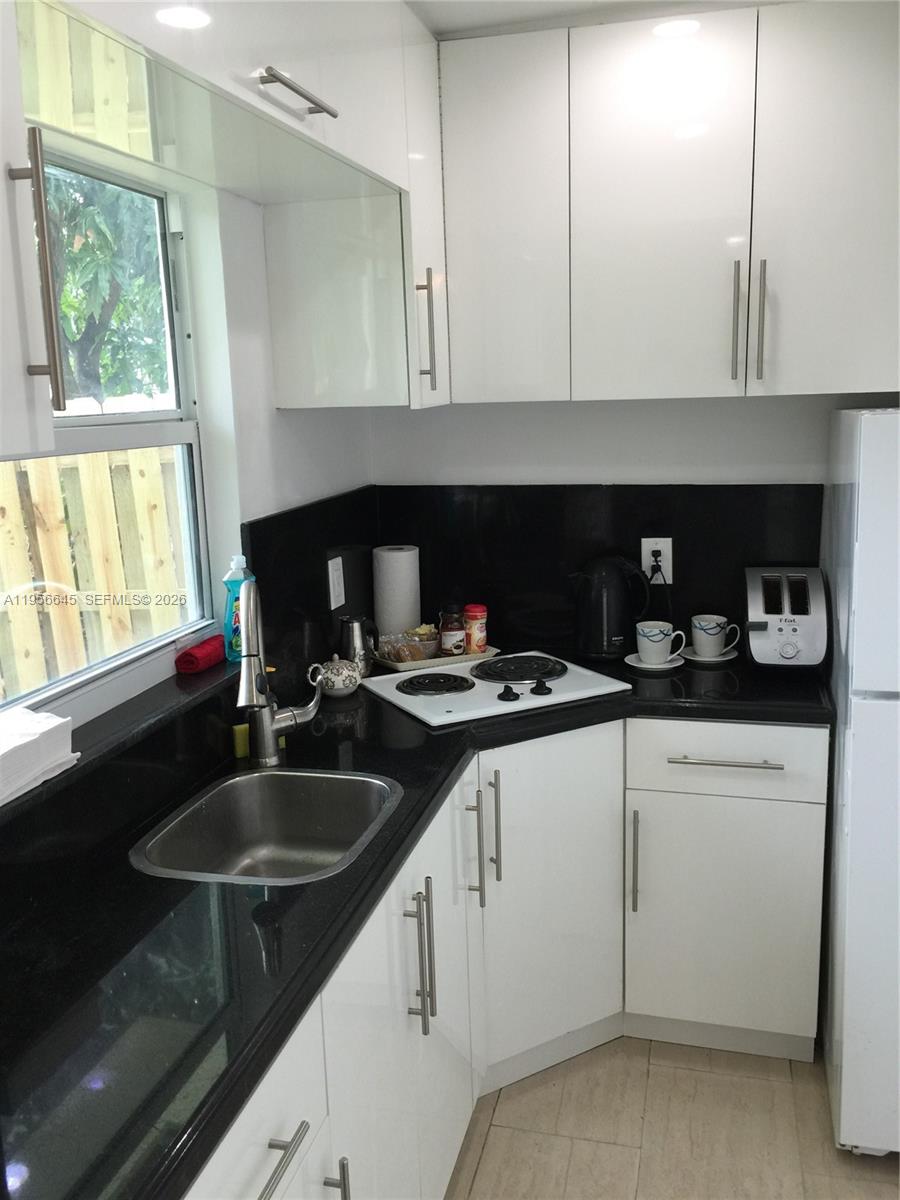 RO-LEN ACRES 1ST ADD - Residential Lease