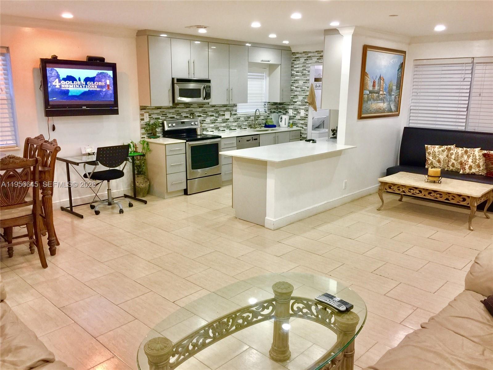 RO-LEN ACRES 1ST ADD - Residential Lease