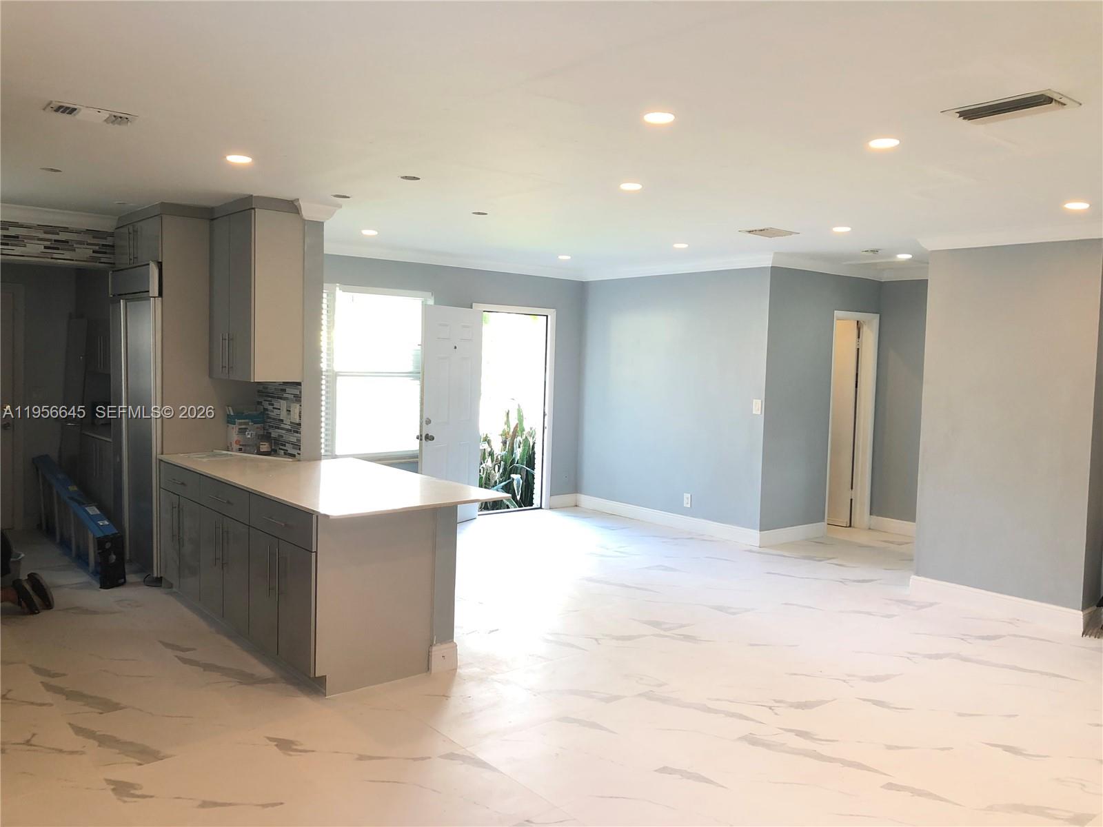 RO-LEN ACRES 1ST ADD - Residential Lease