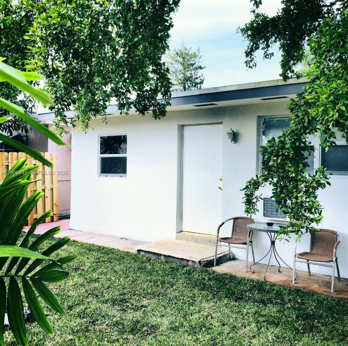 RO-LEN ACRES 1ST ADD - Residential Lease