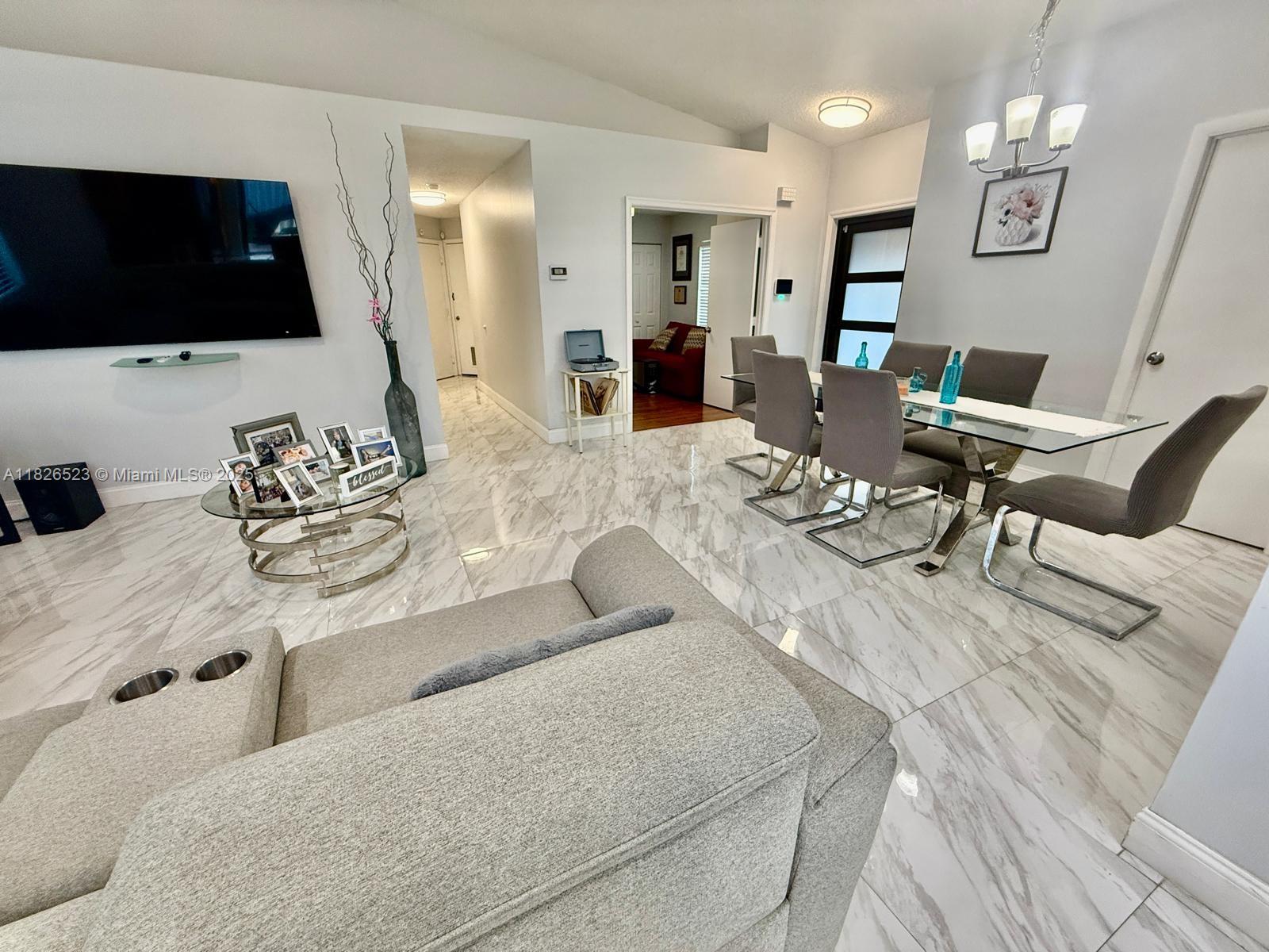 SILVER LAKES PHASE III - Residential