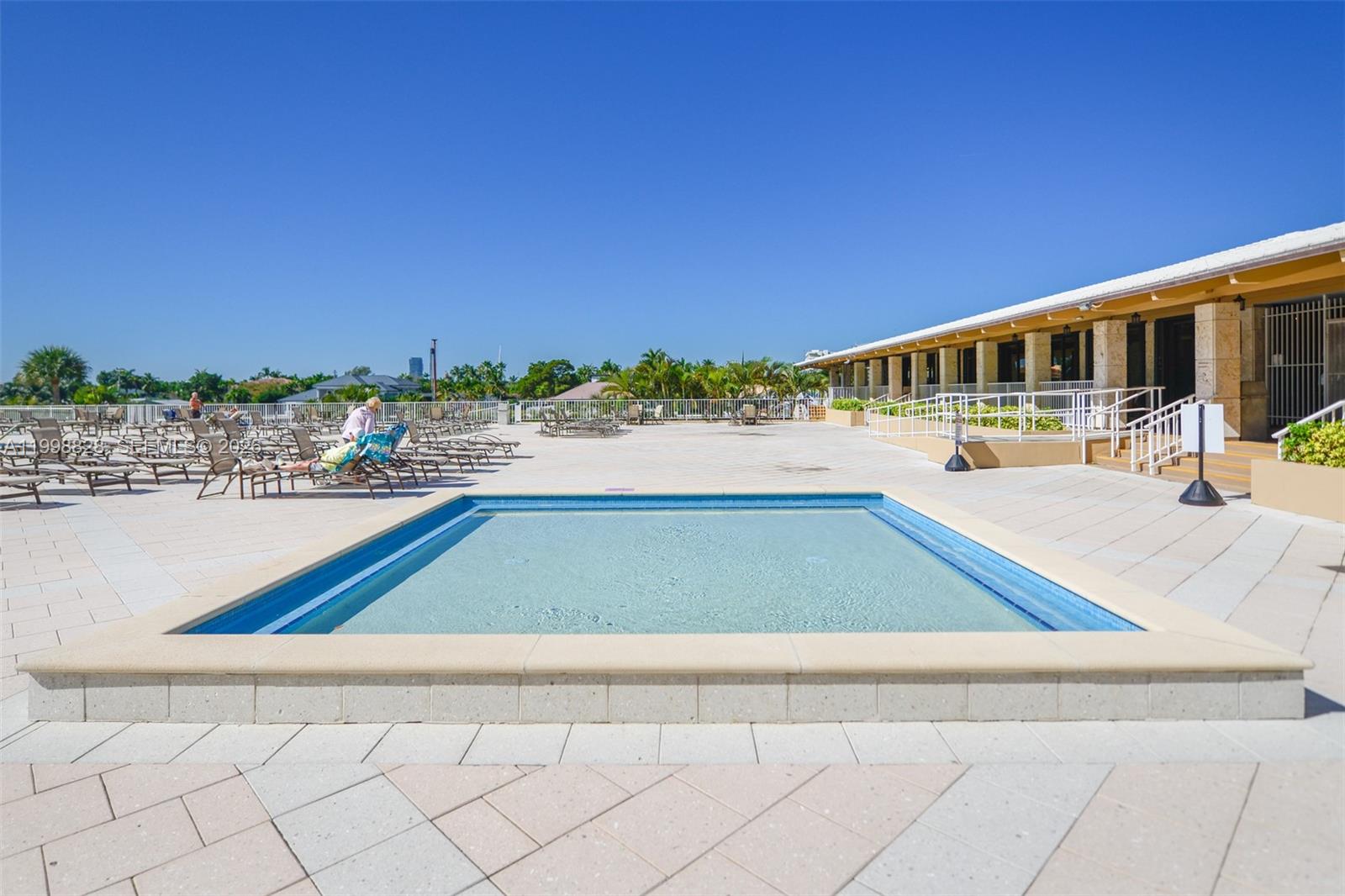 HEMISPHERES CONDO - Residential