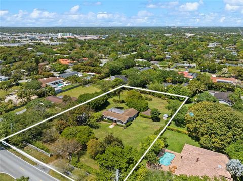8205 SW 136th St Pinecrest FL 33156
