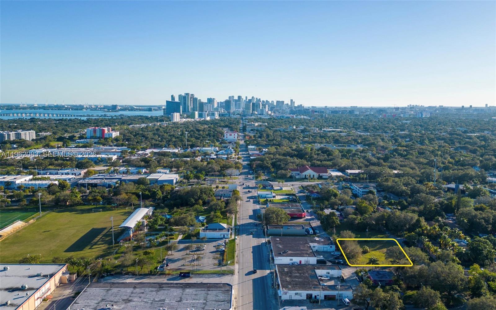 EMERALD CT 1ST ADDN - Land