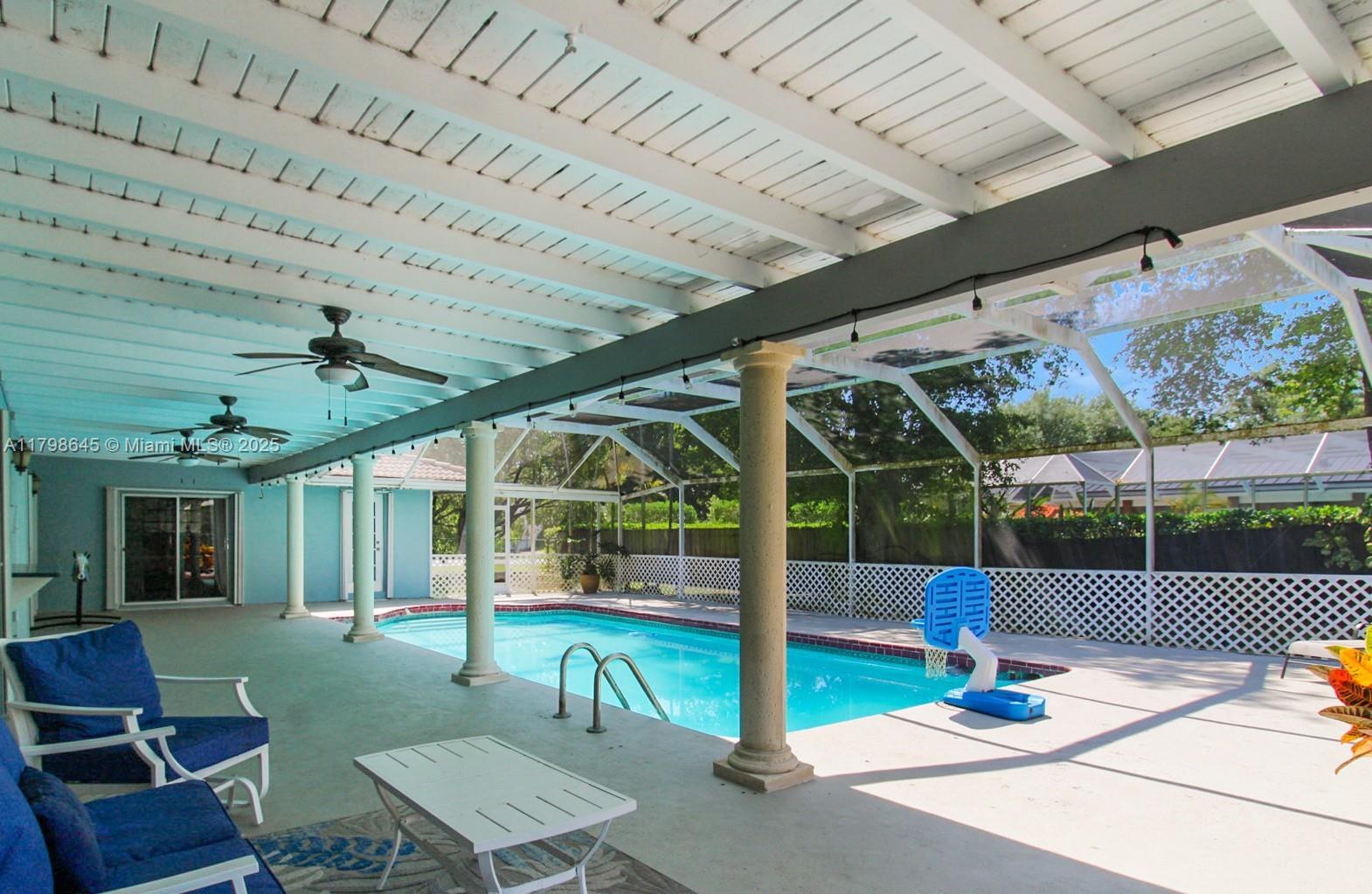 7700 SW 168th Ter