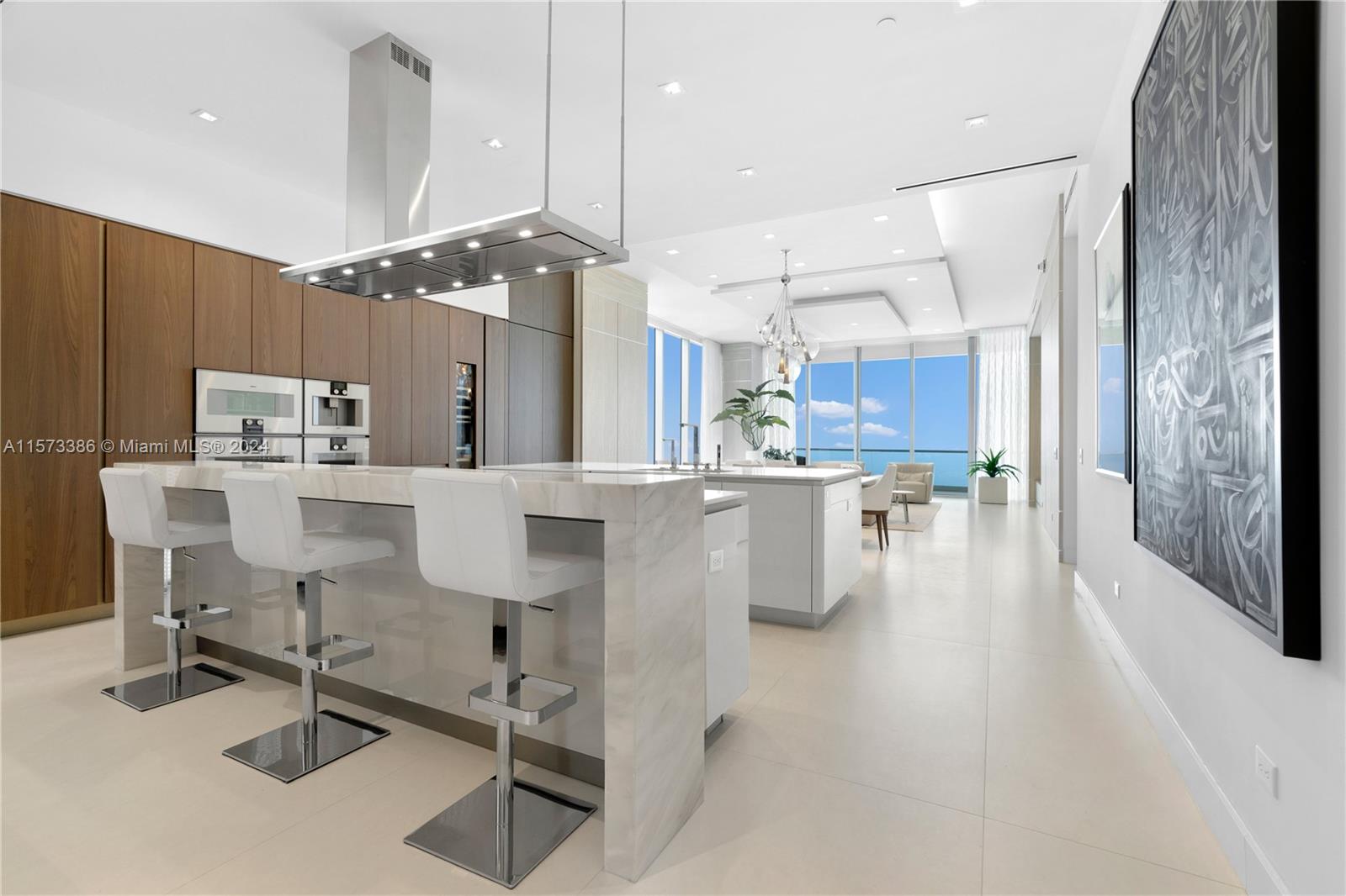 Turnberry Ocean Club - Residential