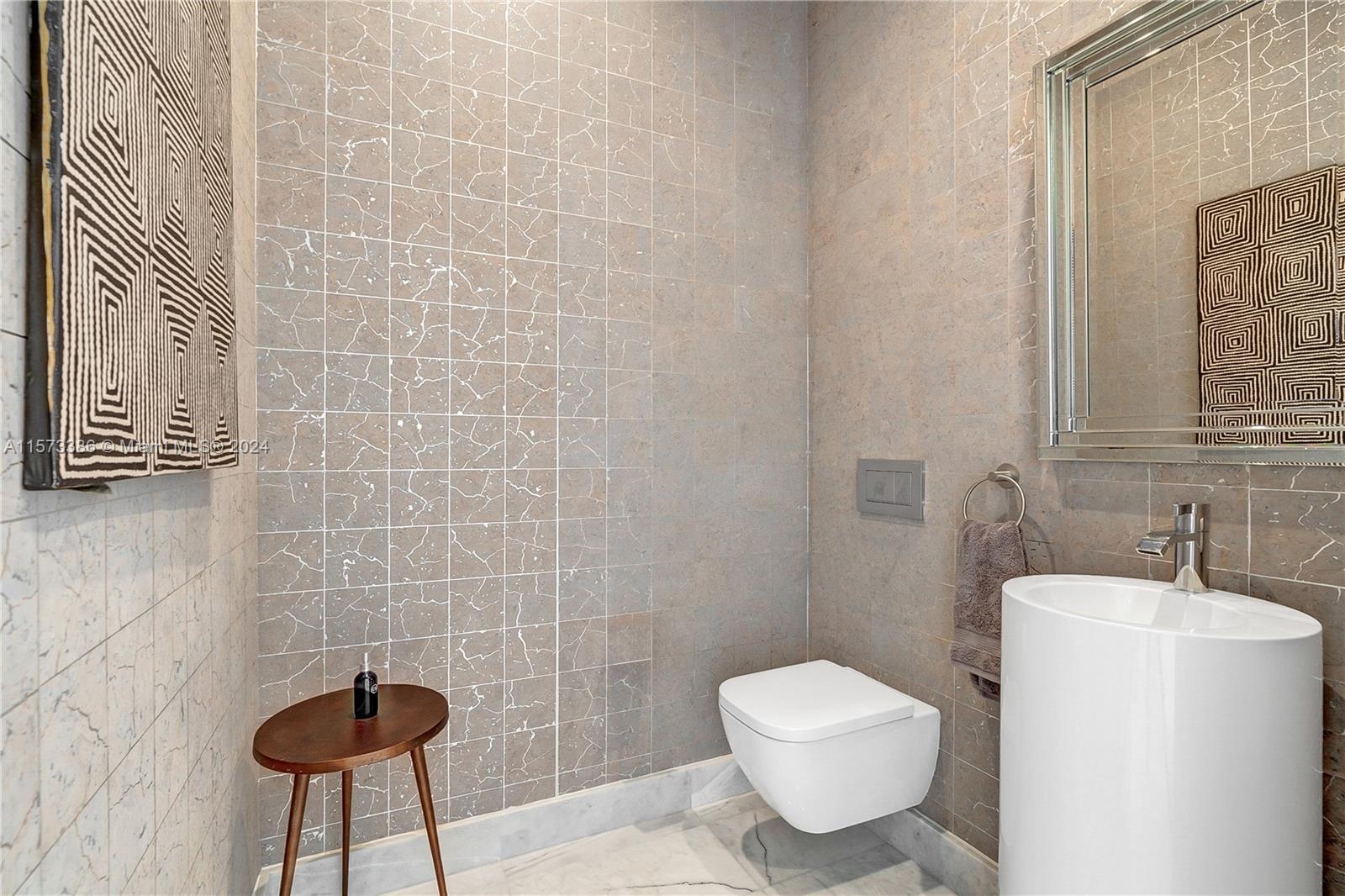 Turnberry Ocean Club - Residential