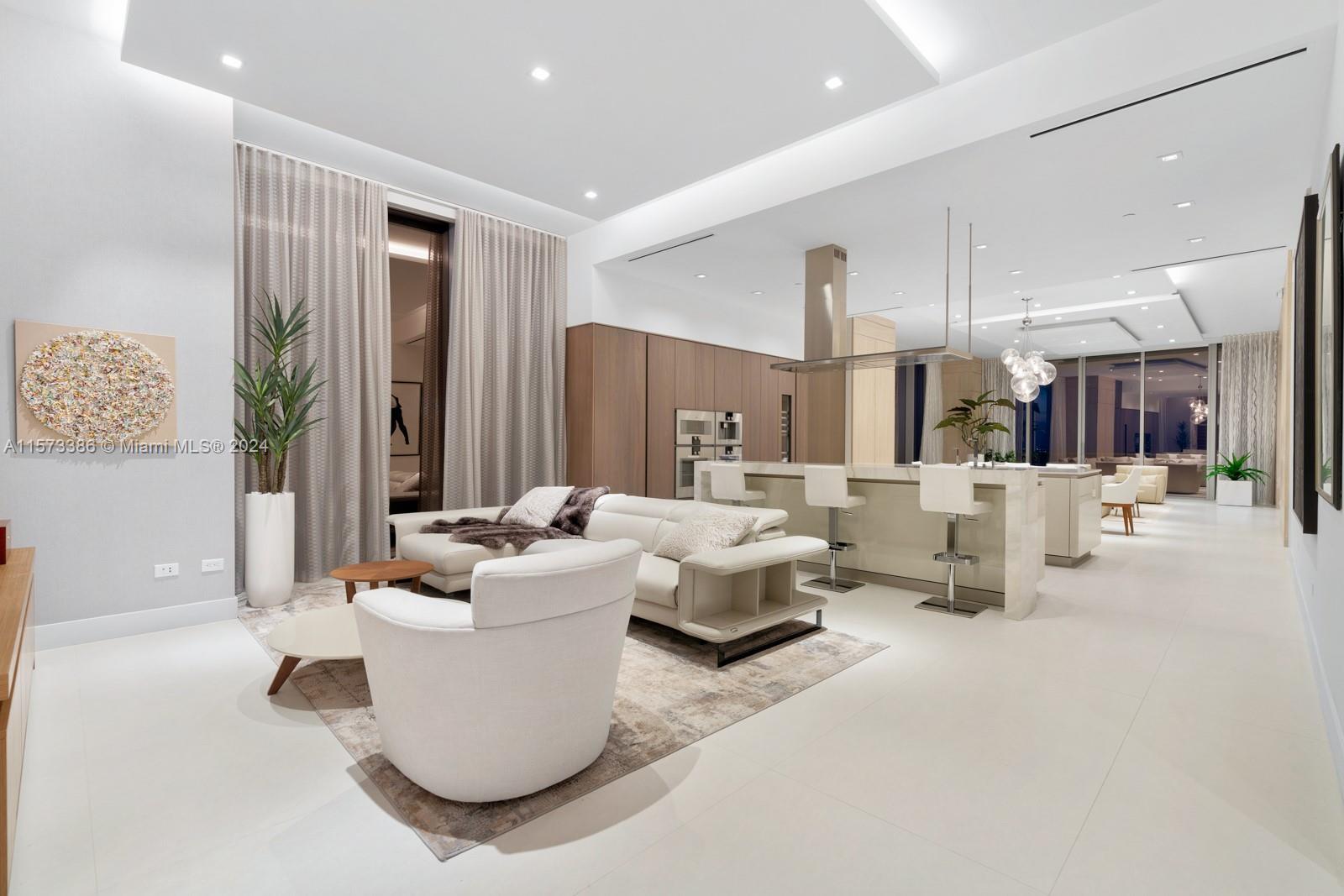 Turnberry Ocean Club - Residential