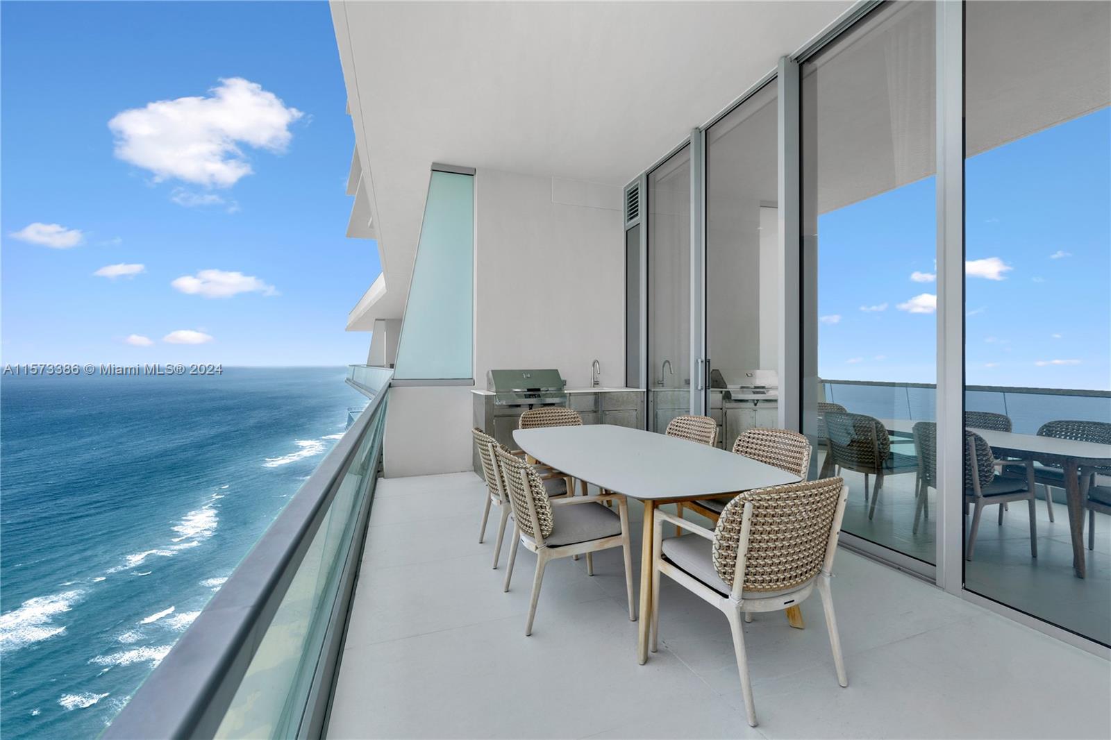 Turnberry Ocean Club - Residential