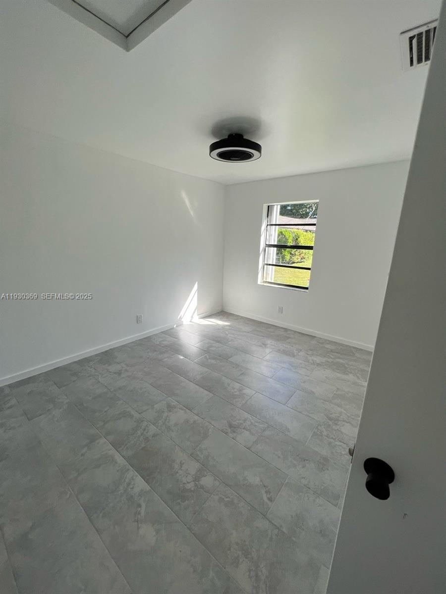 FLORIDA GARDENS 5 - Residential Lease