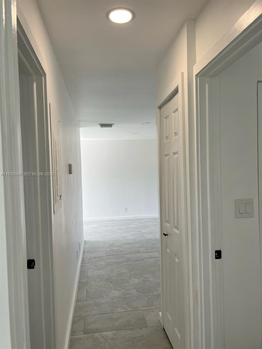 FLORIDA GARDENS 5 - Residential Lease