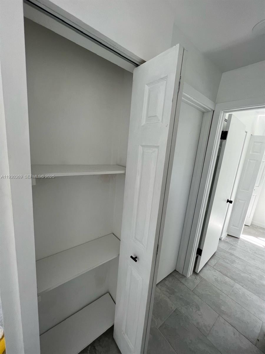 FLORIDA GARDENS 5 - Residential Lease