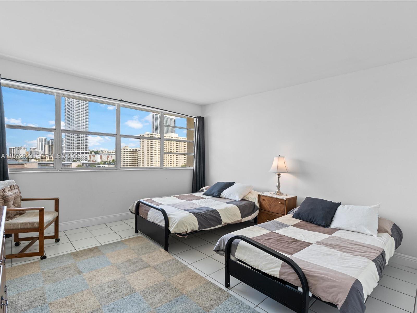 GOLDEN SAILS CONDO - Residential