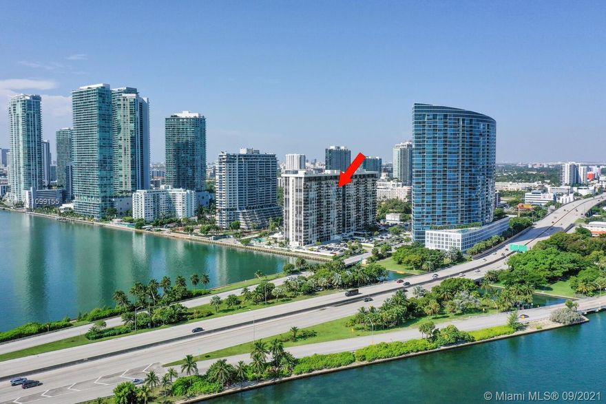 Great looking Charter Club Condo! Stylish and updated 1 bedroom with den/1.5 bath condo. Den can be used as a second bedroom. Modern,open kitchen with stainless steel
appliances. Balcony has views of tennis courts and intracoastal. Plenty of closet space inside too including large walk-in closet! The property has many amenities such as waterfront
pool with cabanas, fitness center, tennis courts, convenience store, support center called The Station - great for work from home scenarios and more. The property is centrally
located and easily accesible to Wynwood, Design District, Midtown and Beaches. Rentals are allowed within the building guidelines. Call today with any questions.