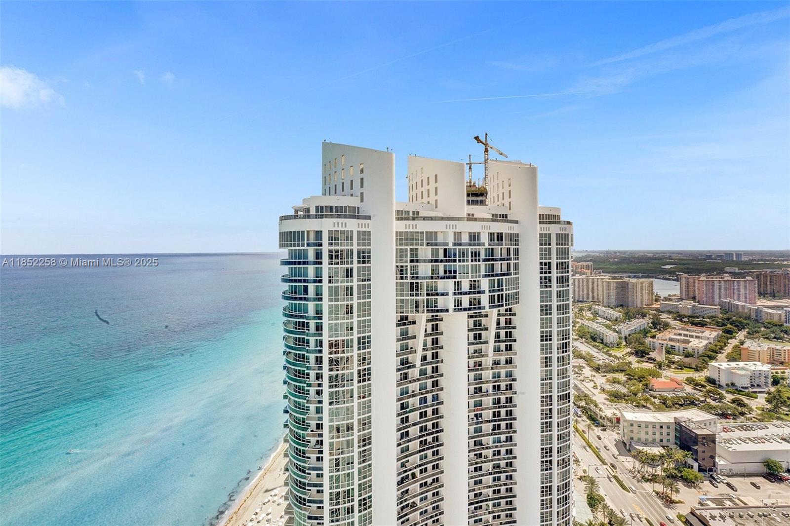 Available now for one year! Beautiful Penthouse in the sky of Sunny Isles Beach, Florida. Magnificent views of the ocean, the coast and downtown Miami. Fully furnished and kitchen equipped! One bedroom suite with one and a half baths fully furnished and professionally decorated in Trump Royale, the best address on the beach of Sunny Isles. With floor to ceiling windows, state-of-the-art appliances, beautifully finished with white porcelain floors. Enjoy incredible amenities with beach services and more! Easy to show