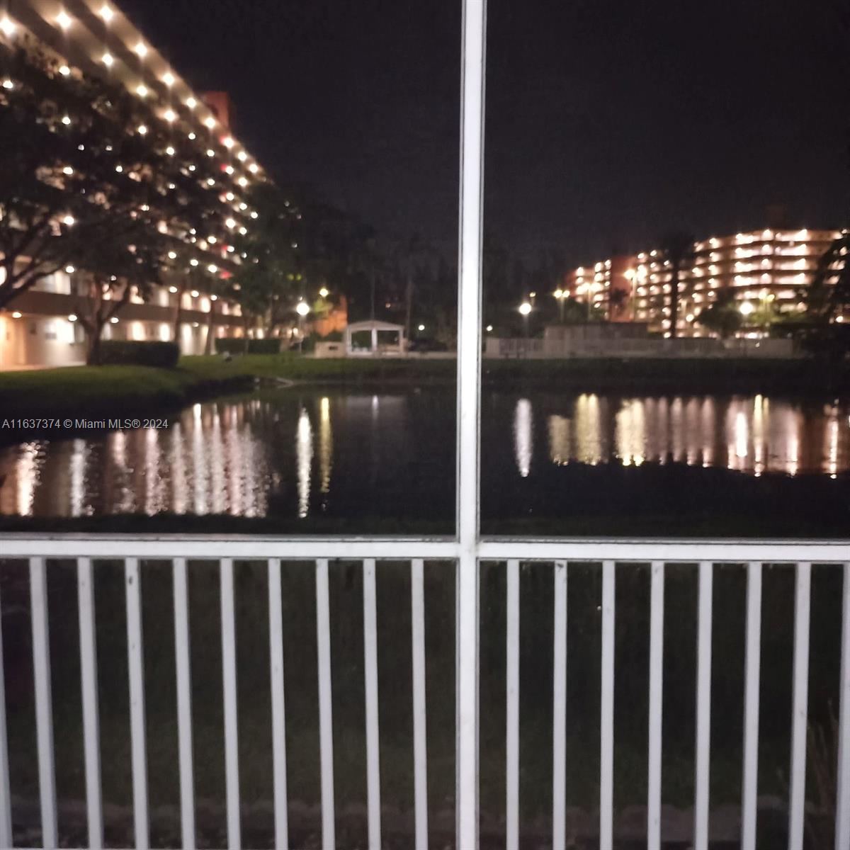 JADE WINDS - Residential