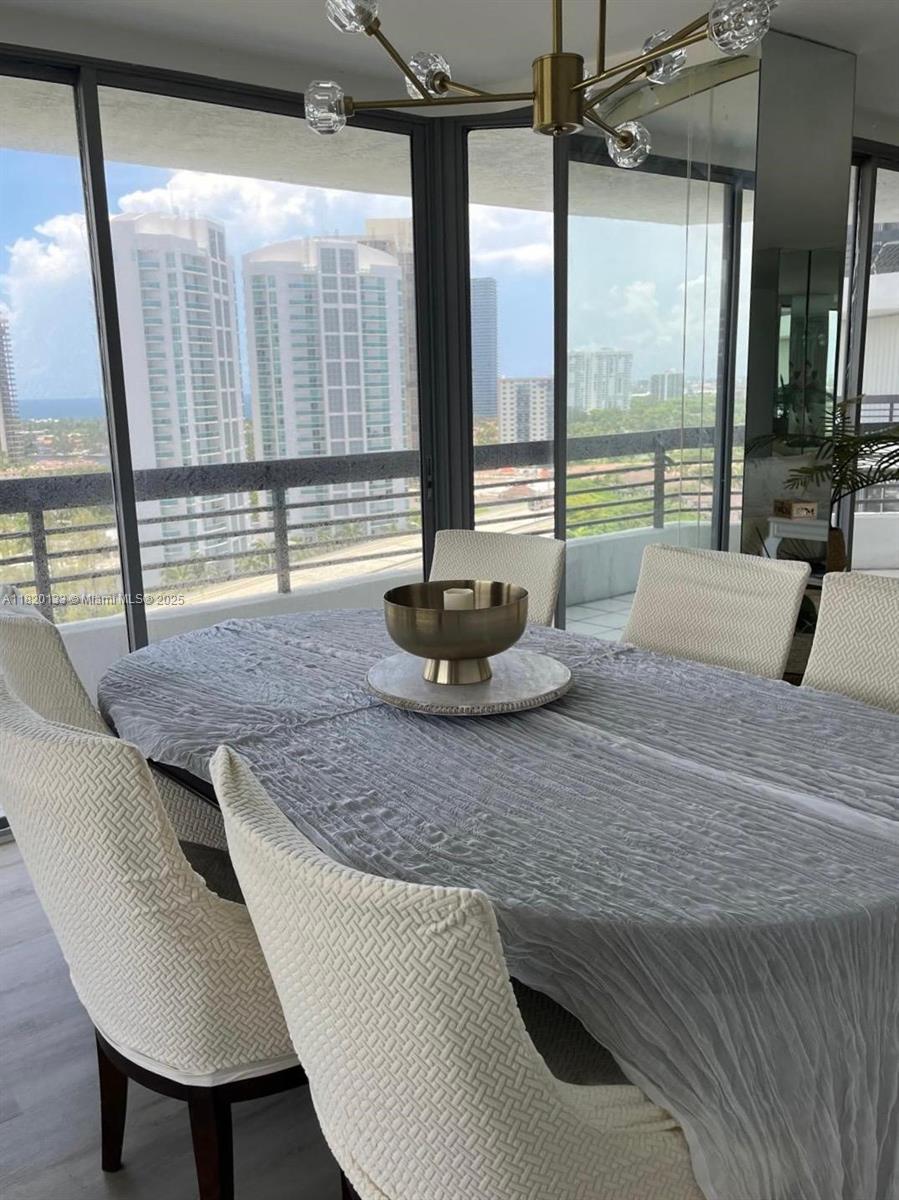 MYSTIC POINTE TOWER 400 C - Residential