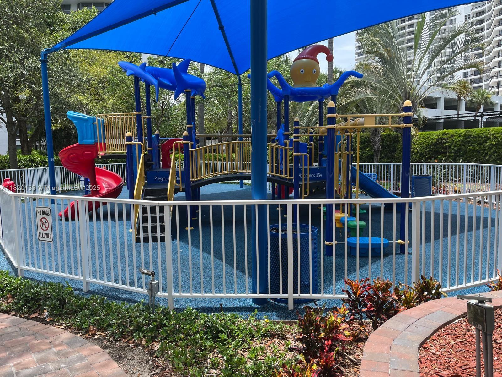 MYSTIC POINTE TOWER 400 C - Residential