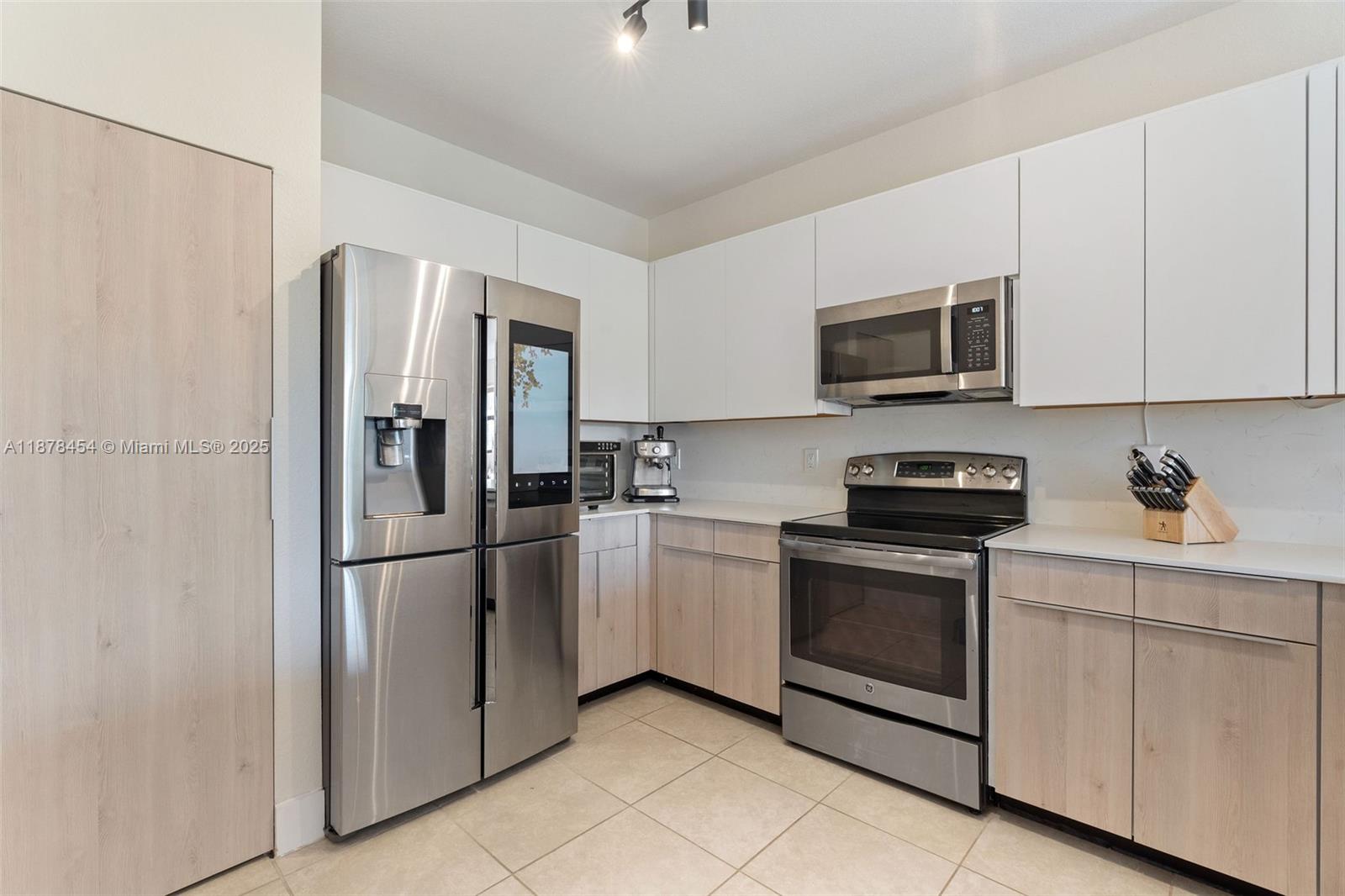 ADAGIO AT CENTRAL PARK CO - Residential