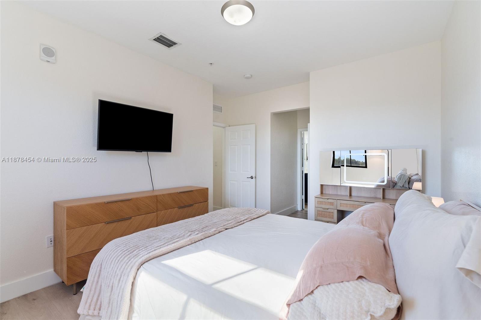 ADAGIO AT CENTRAL PARK CO - Residential