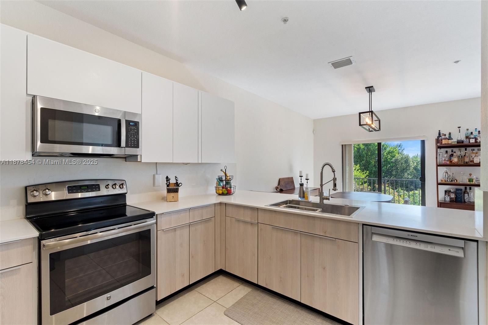 ADAGIO AT CENTRAL PARK CO - Residential