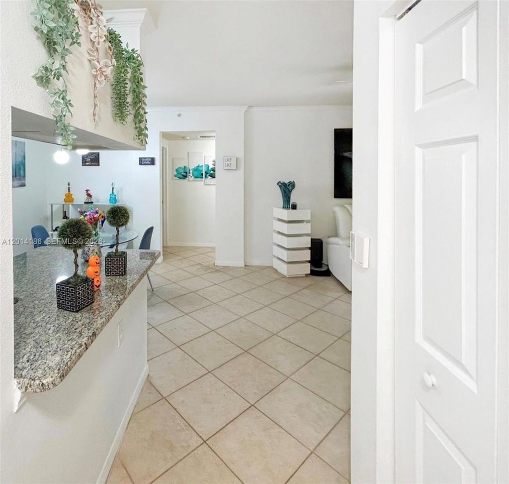 Photo of 6533 Emerald Dunes Dr #208, West Palm Beach, FL 33411 (MLS # A12014186)