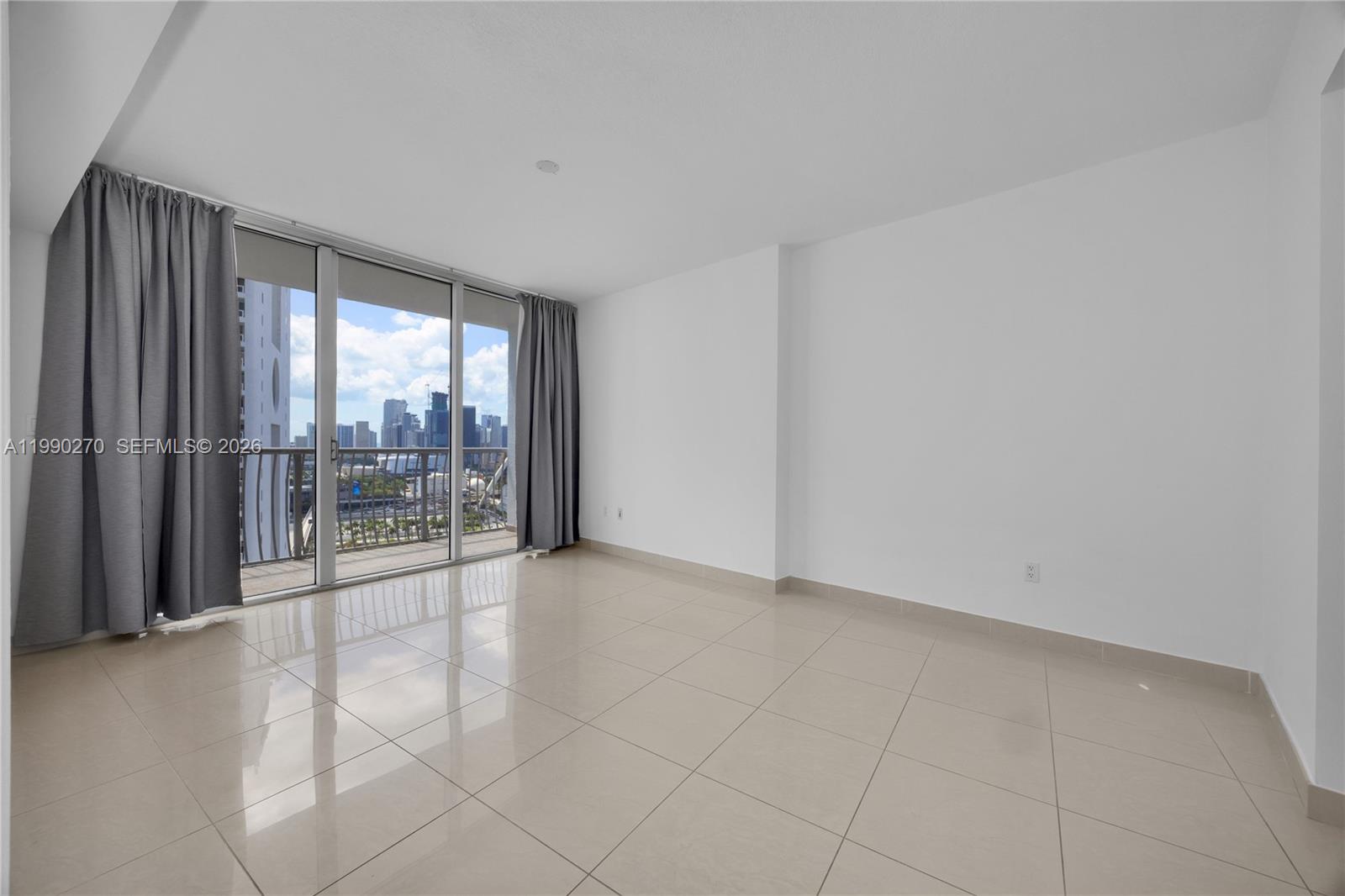 OPERA TOWER CONDO - Residential