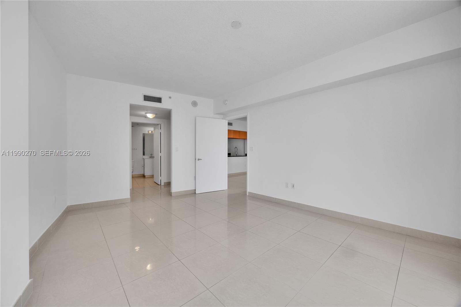 OPERA TOWER CONDO - Residential