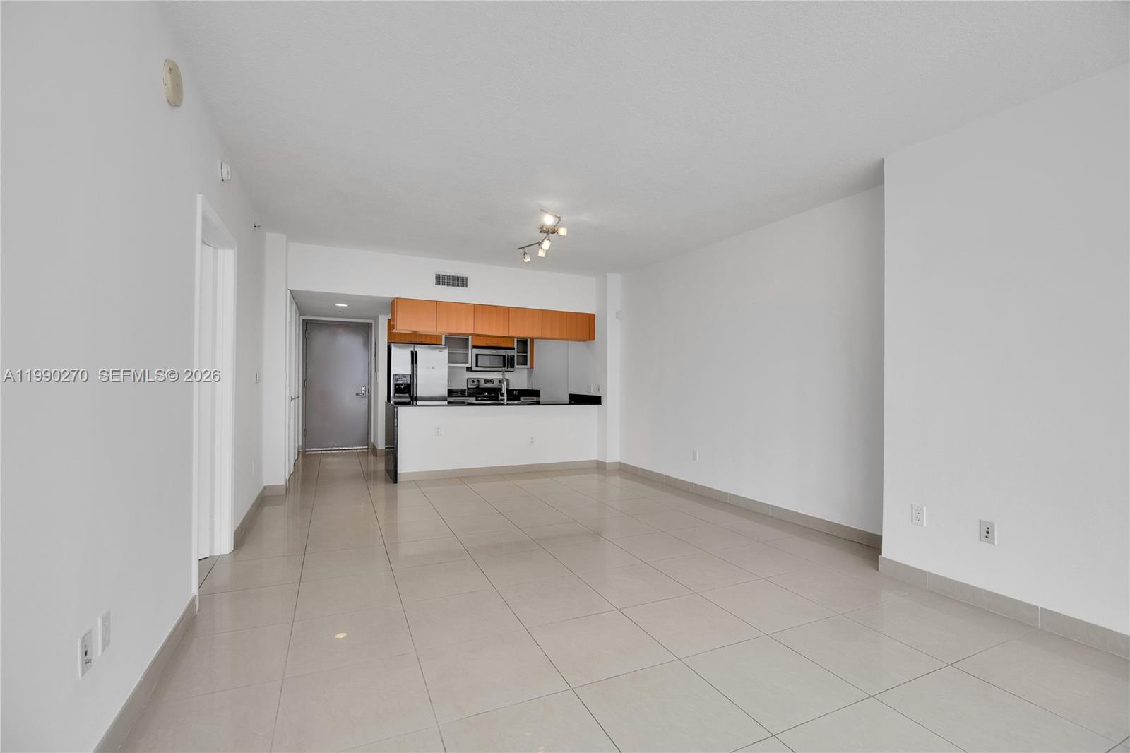 OPERA TOWER CONDO - Residential