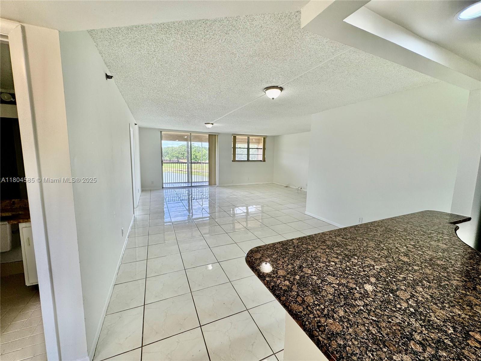 ROLLING HILLS GOLF AND - Residential Lease