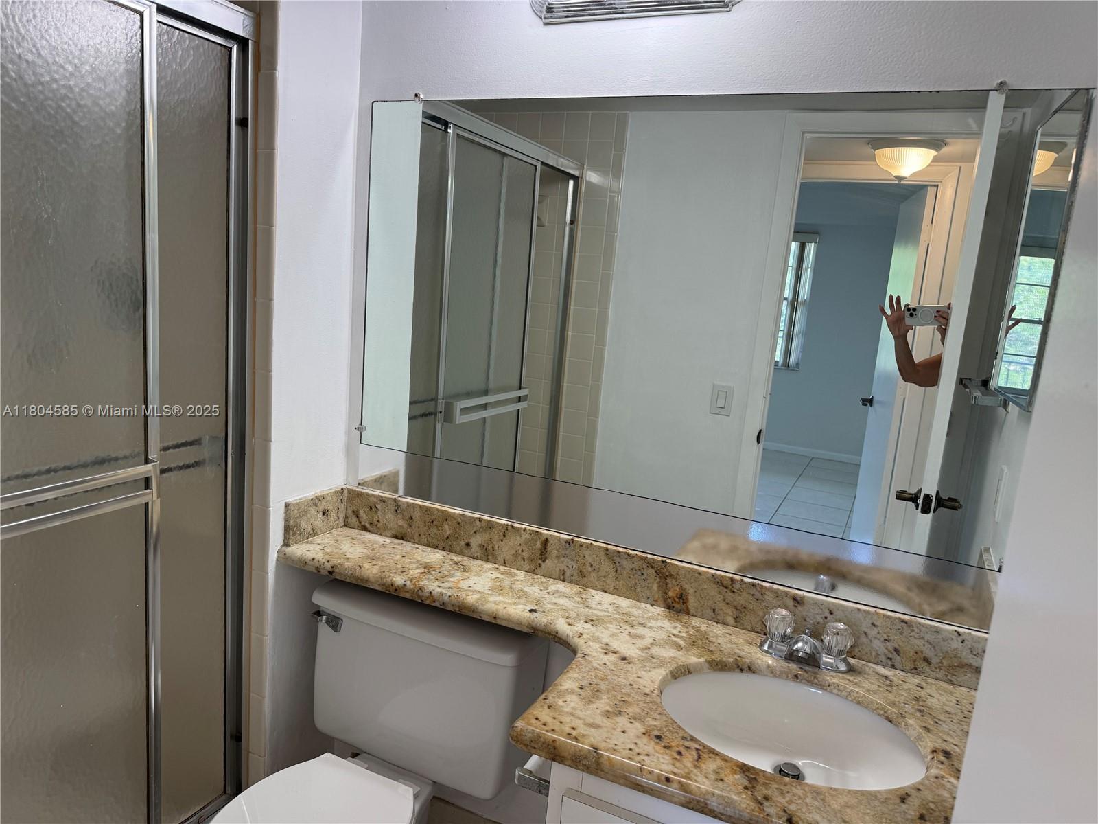 ROLLING HILLS GOLF AND - Residential Lease