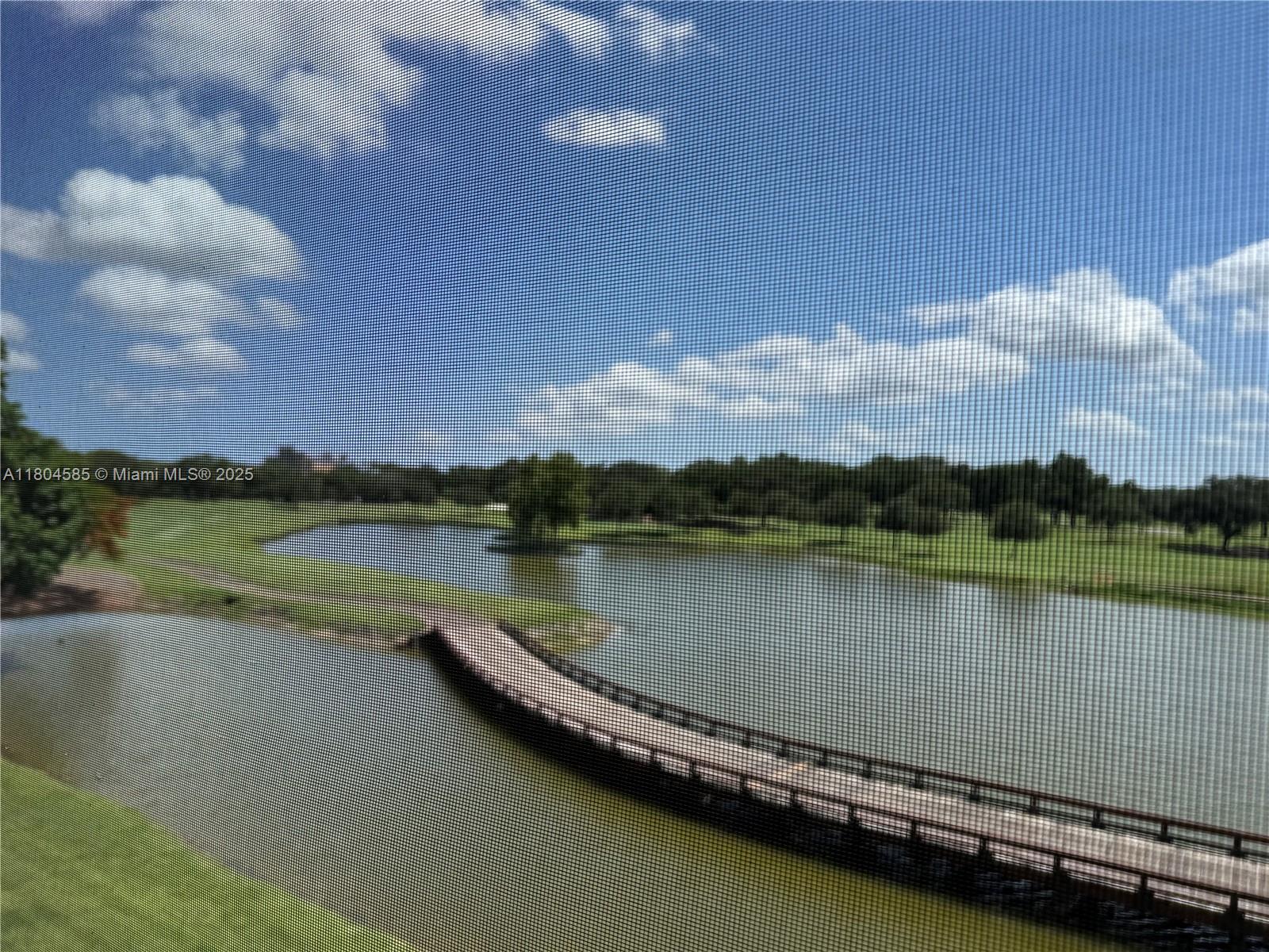 3001 W Rolling Hills Cir 305
