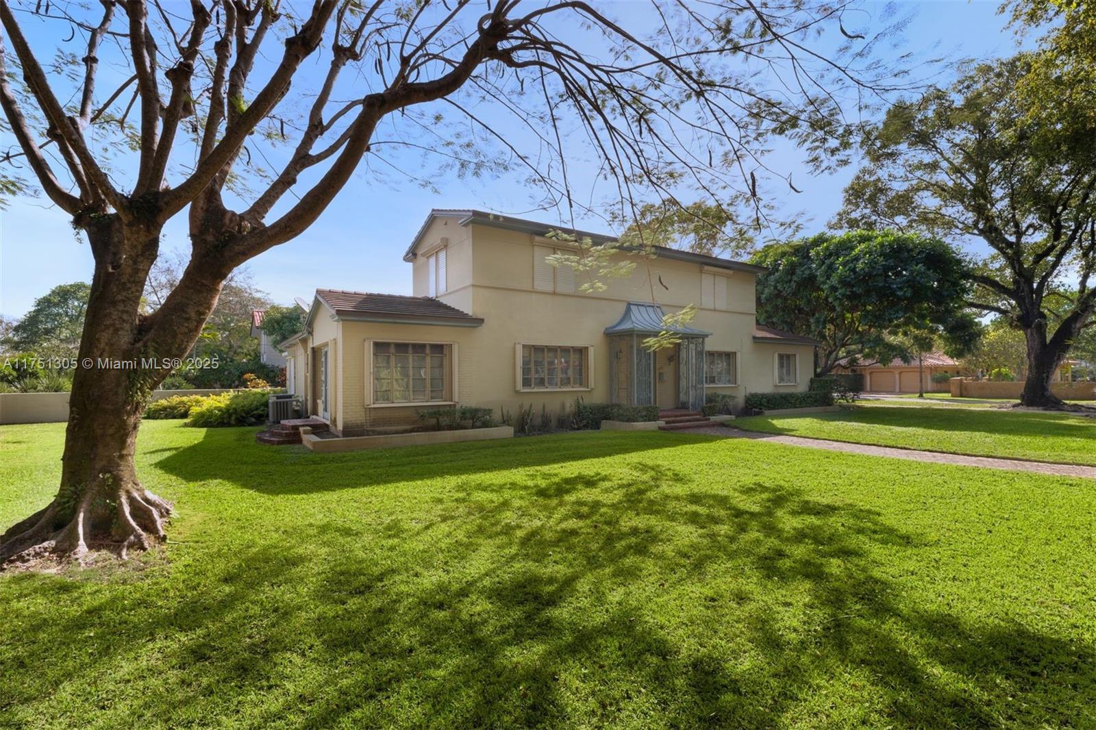Property for Sale at 3015 Granada Blvd, Coral Gables, Broward County, Florida - Bedrooms: 4 
Bathrooms: 5  - $3,895,000