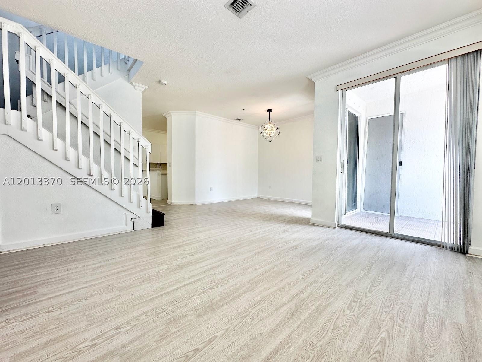 4371 SW 160th Ave 203