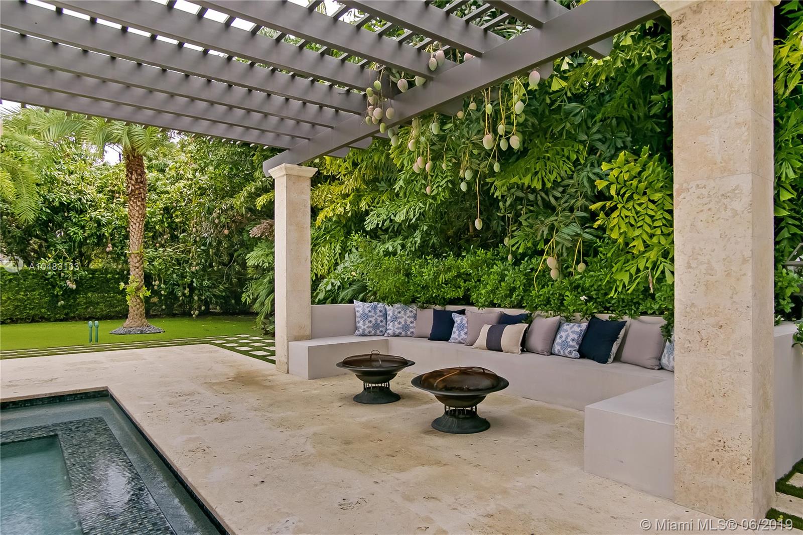 STRITTER ESTATES - Residential