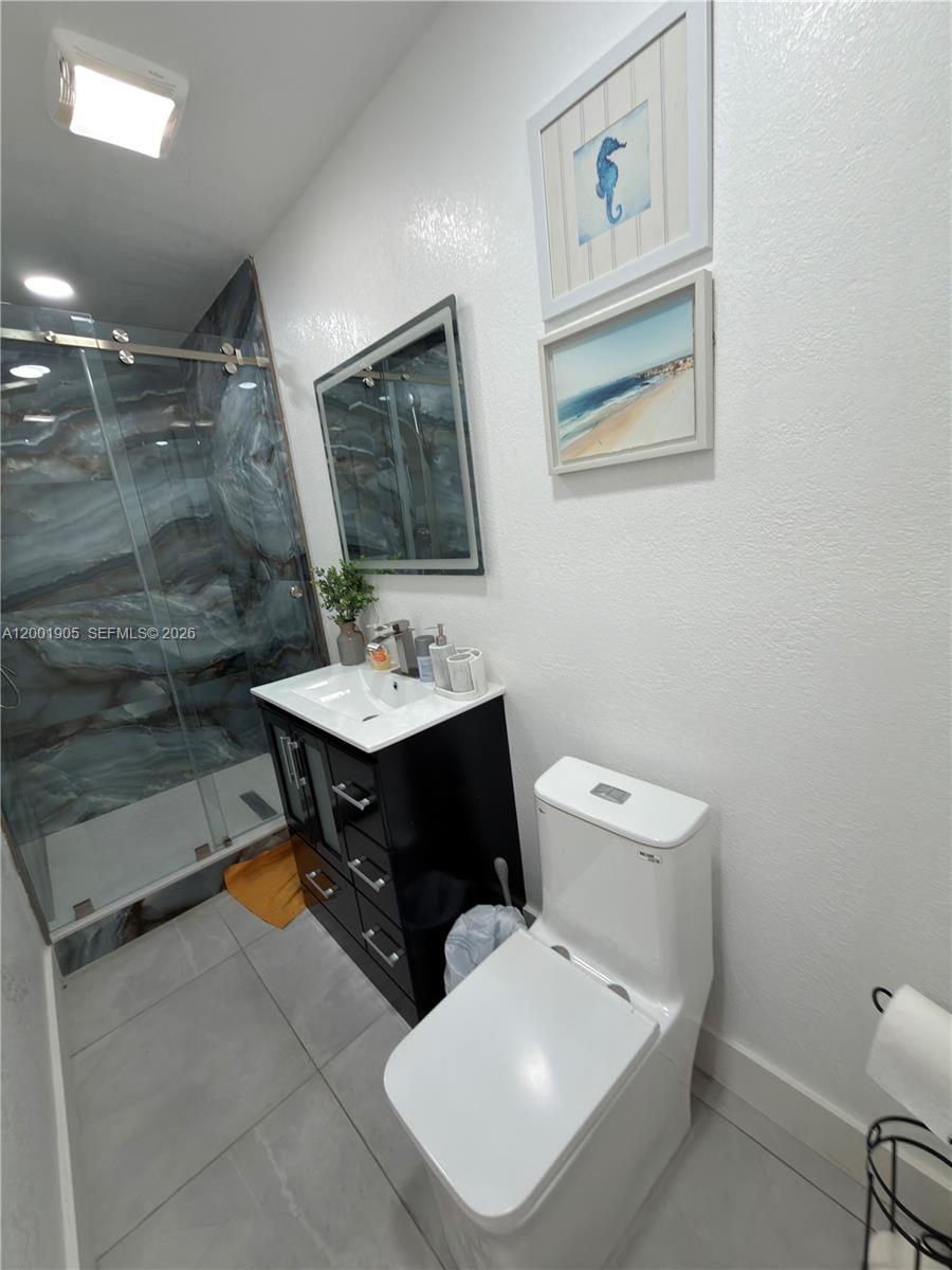 SEXTON COVES ESTATES - Residential