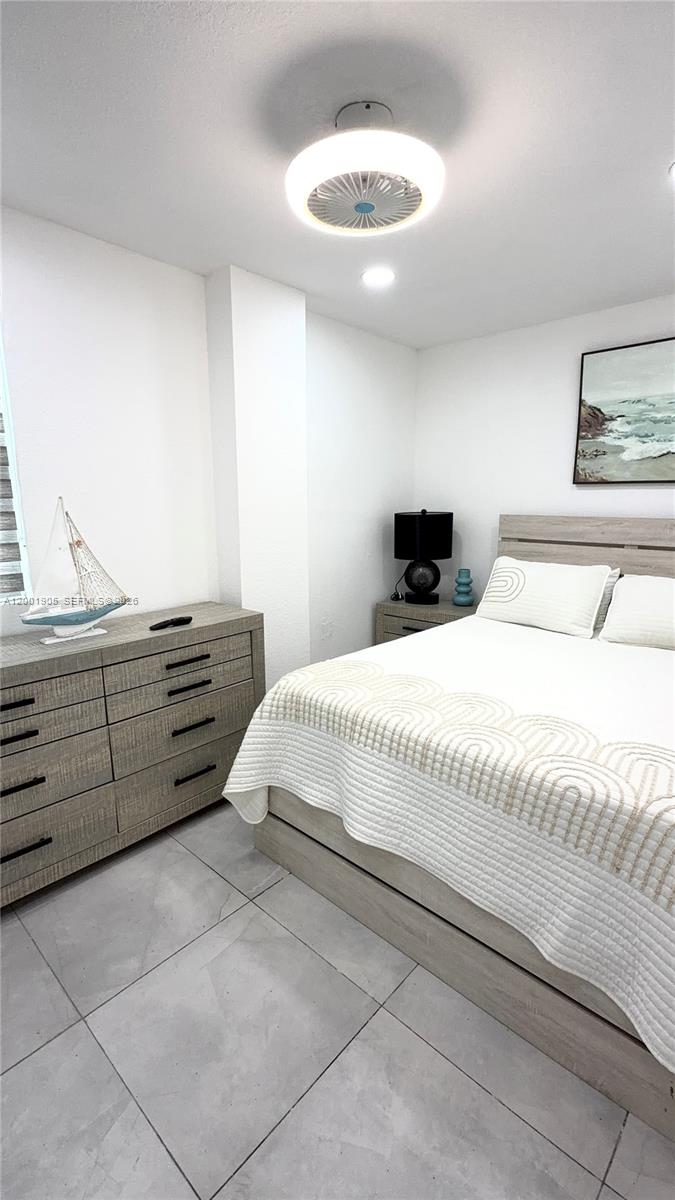 SEXTON COVES ESTATES - Residential