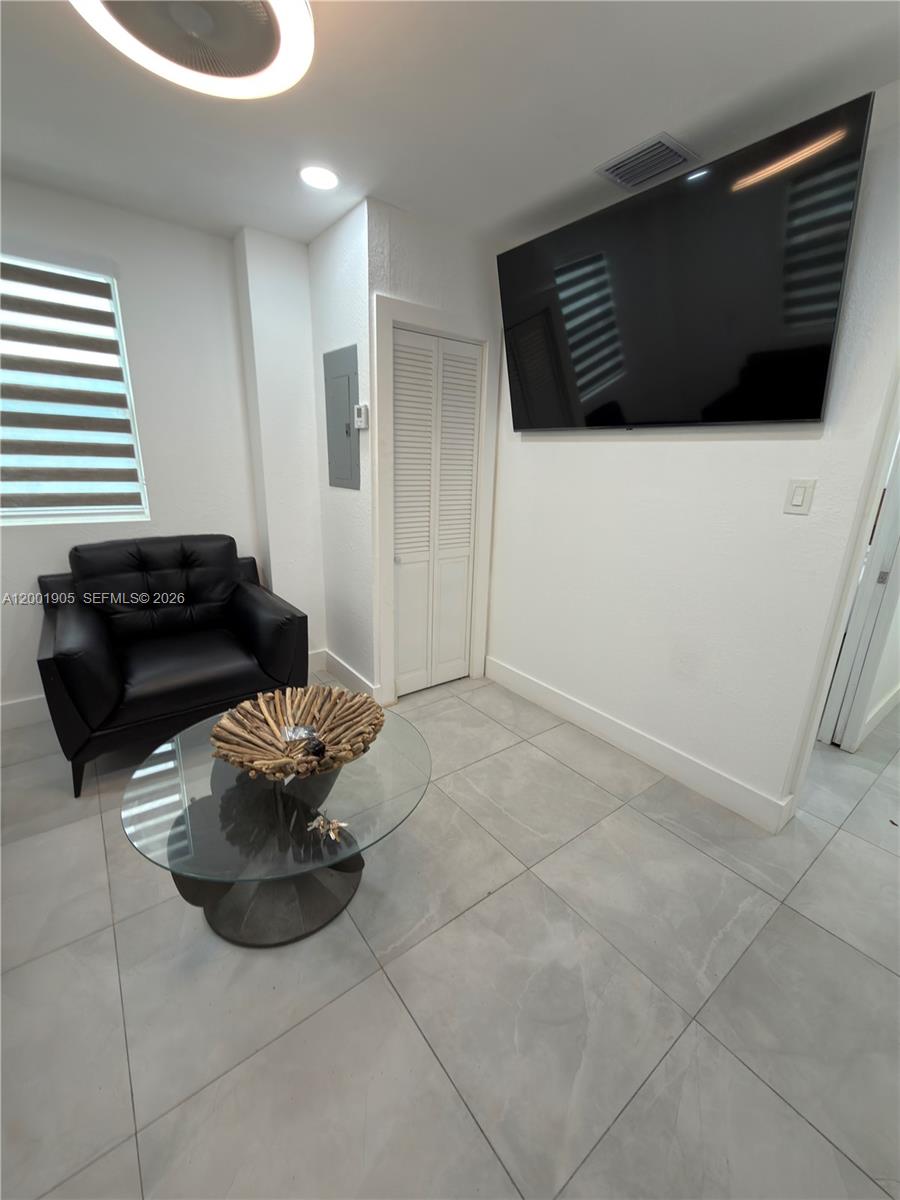 SEXTON COVES ESTATES - Residential