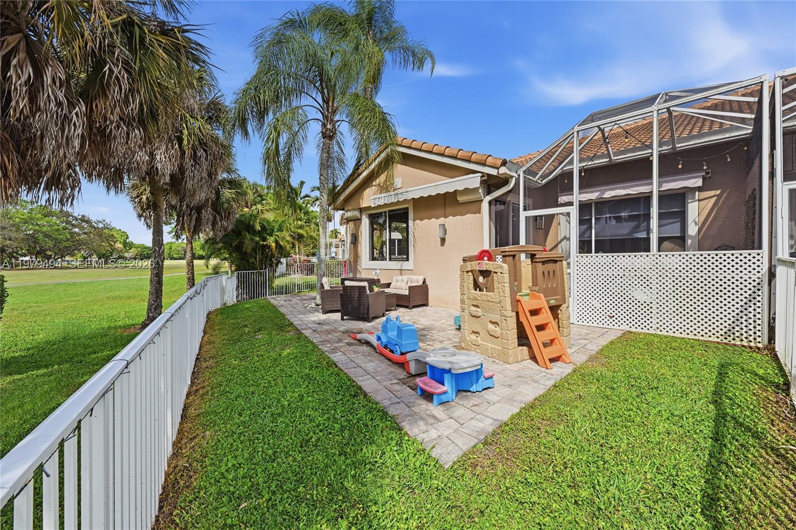 Grand Palms - Residential Lease