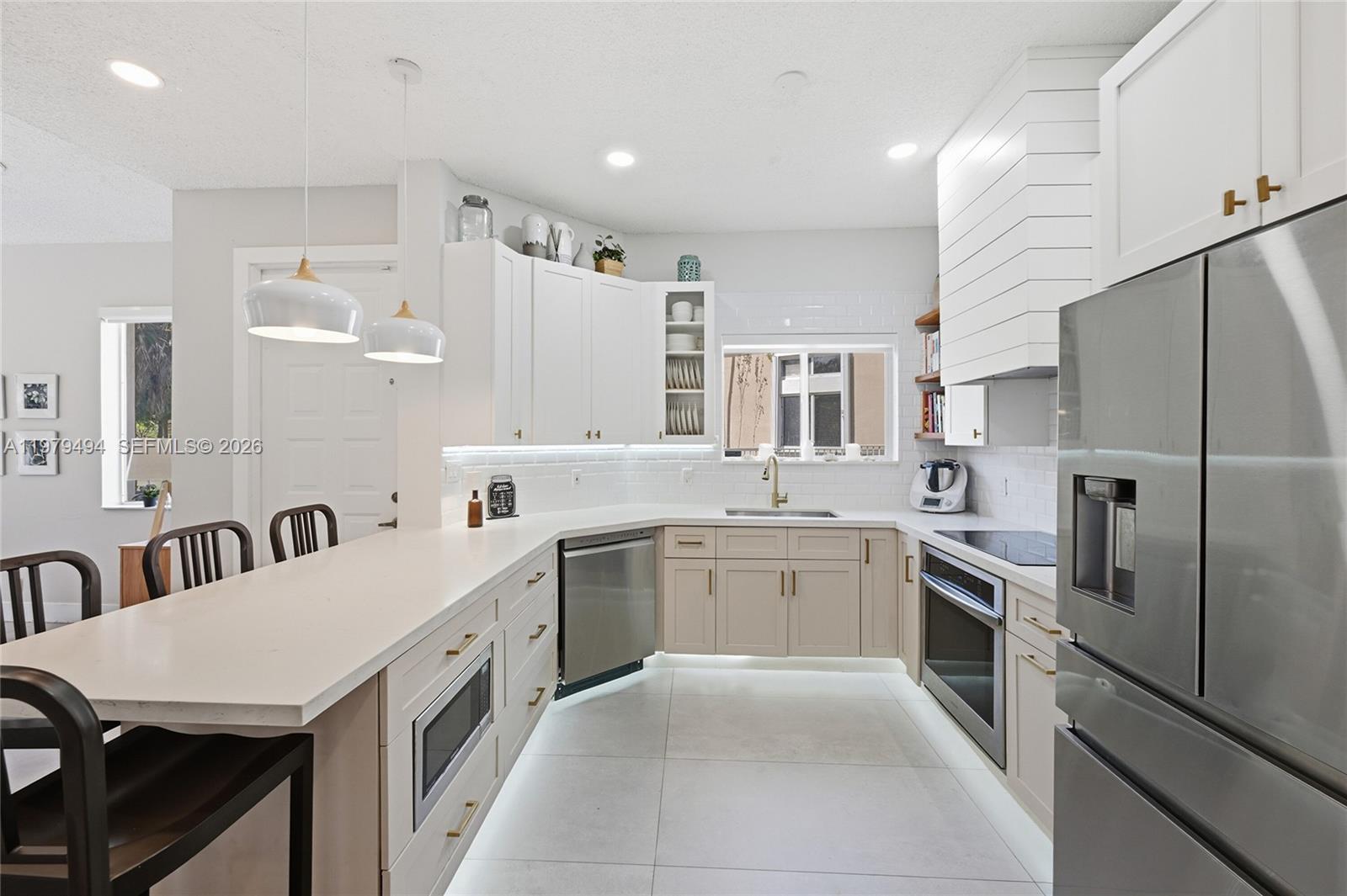 Grand Palms - Residential Lease