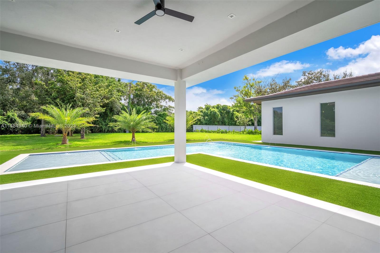 KILLIAN OAKS - Residential