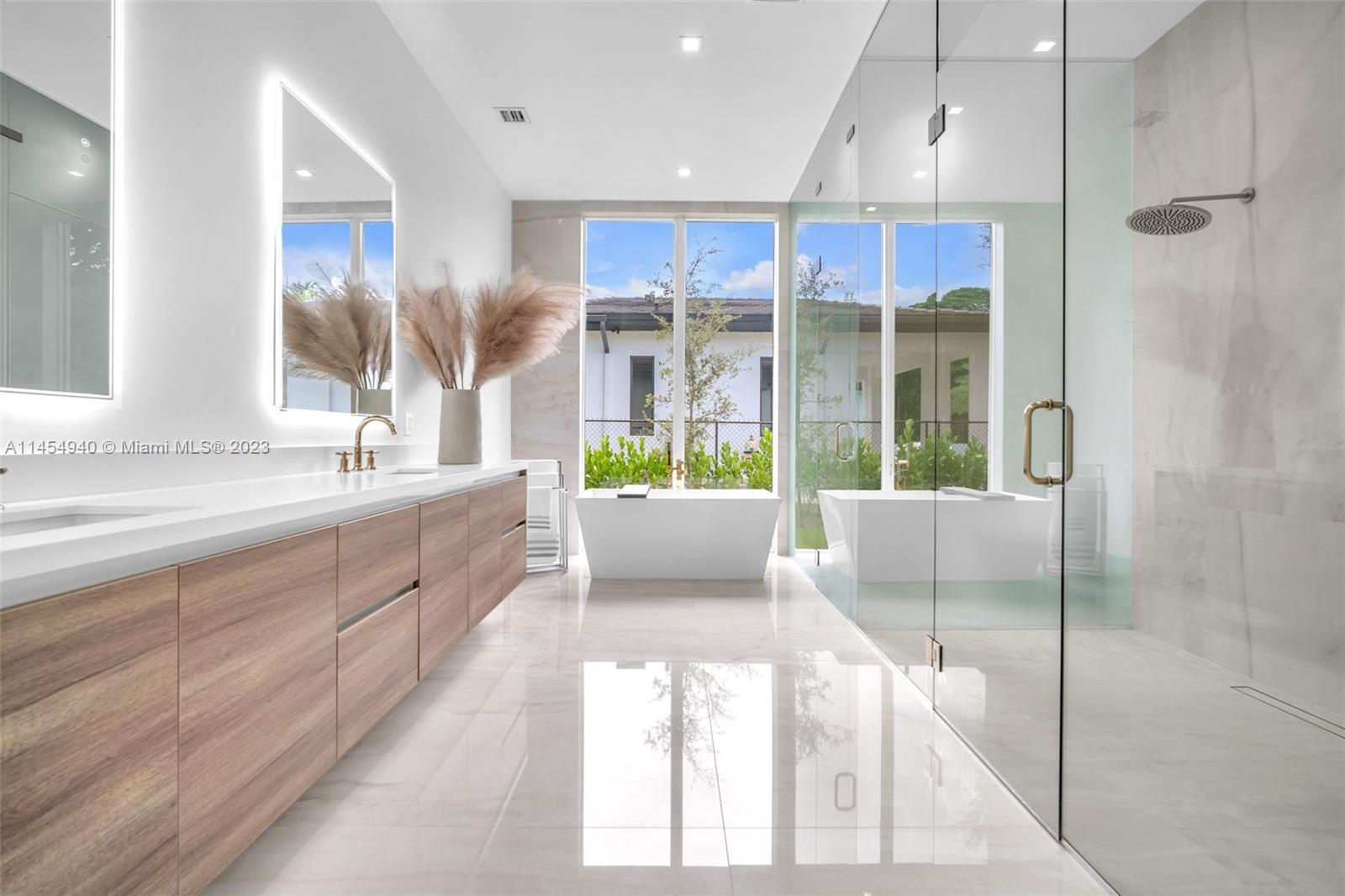 KILLIAN OAKS - Residential