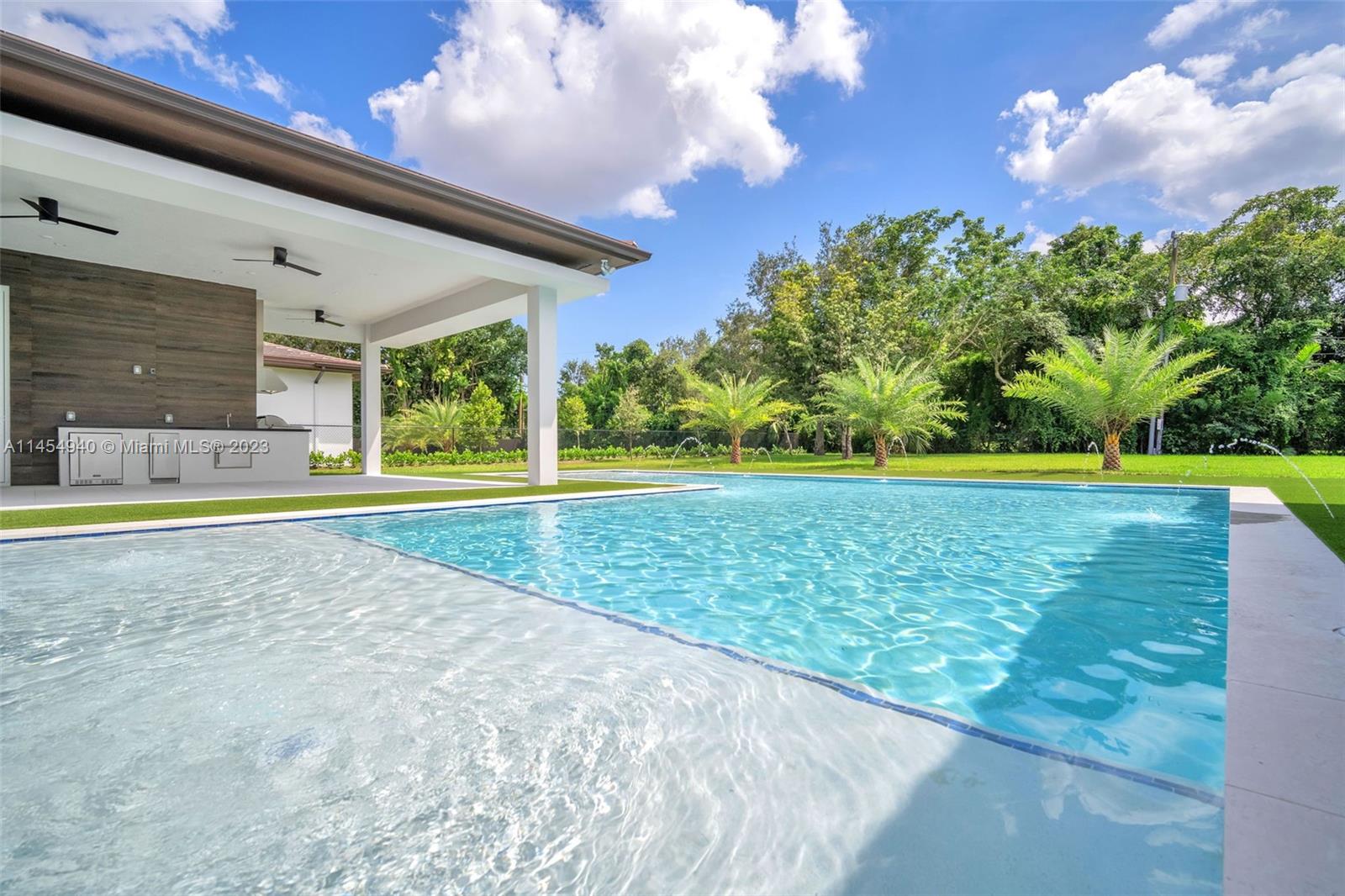 KILLIAN OAKS - Residential