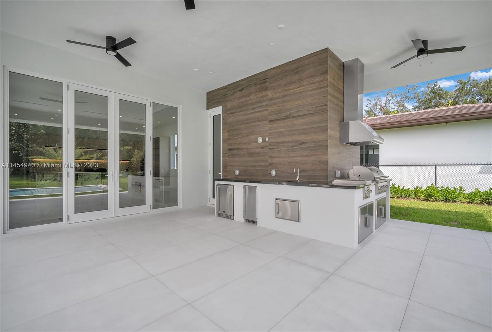 KILLIAN OAKS - Residential