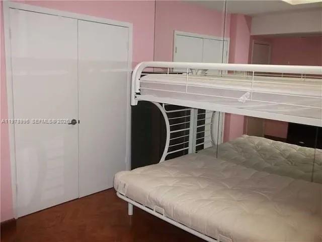 THE LANDMARK CONDO - Residential