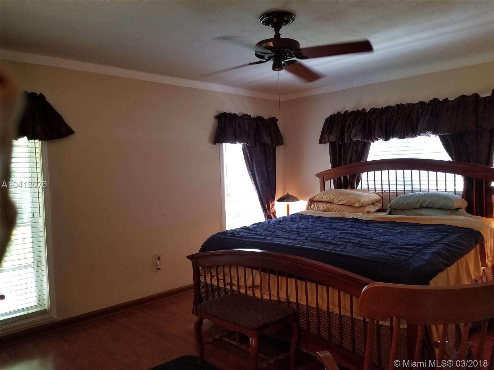 OAKLAND ACRES - Residential