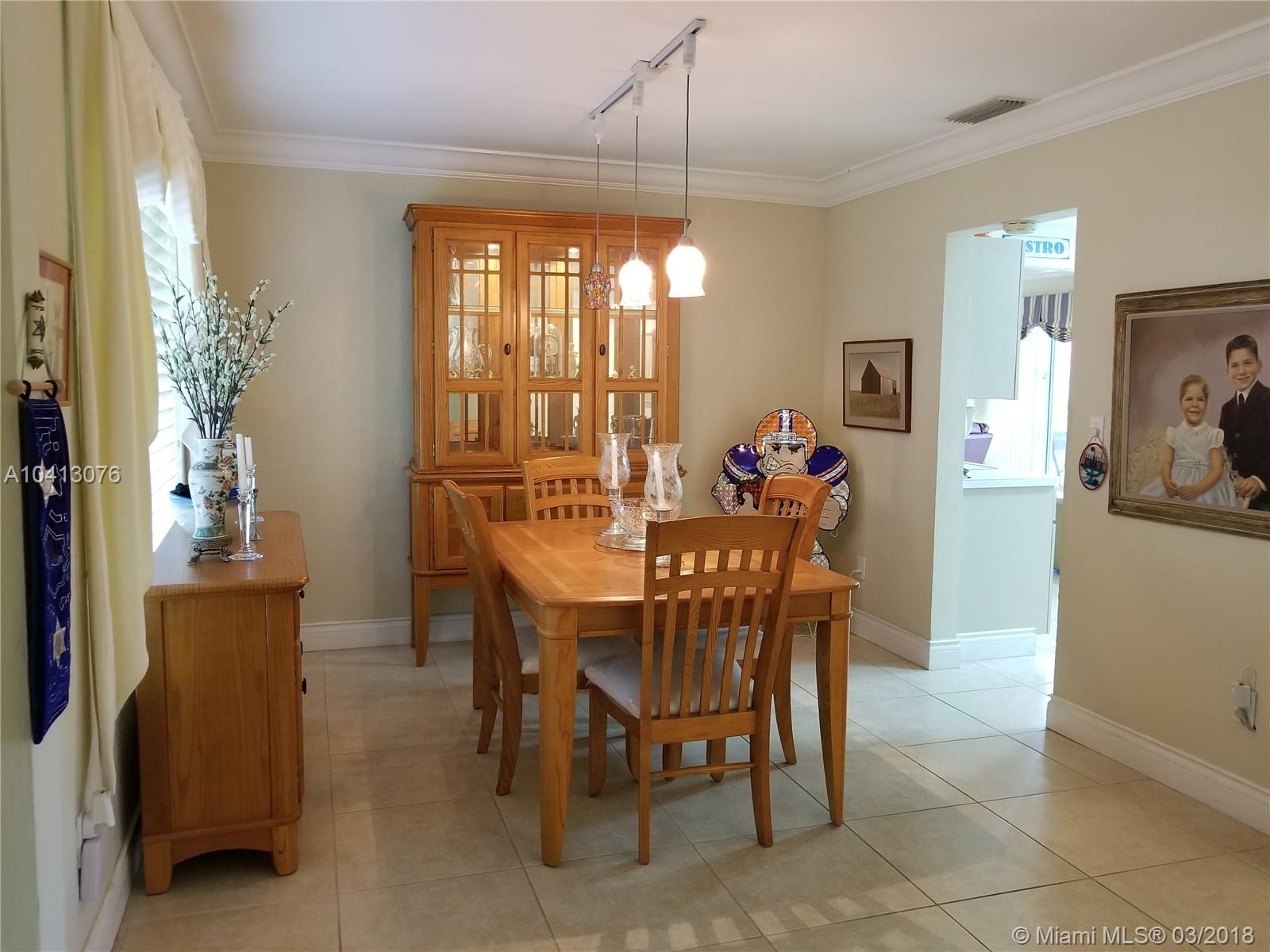 OAKLAND ACRES - Residential