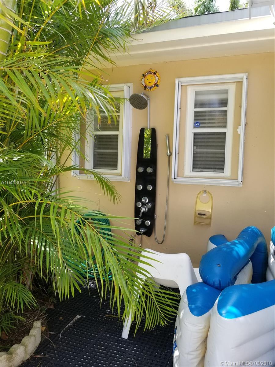 OAKLAND ACRES - Residential