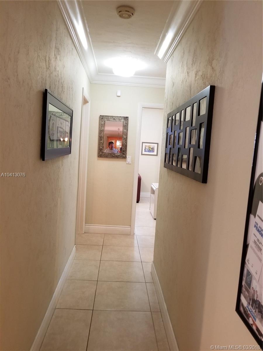 OAKLAND ACRES - Residential